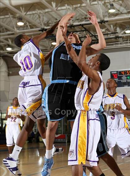 Thumbnail 2 in Lynwood vs. Precision (MLK Hoops Shootout) photogallery.