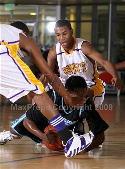 Thumbnail 2 in Lynwood vs. Precision (MLK Hoops Shootout) photogallery.