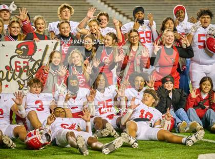 Thumbnail 3 in Columbus vs. Edna (UIL 3A D1 Football Semifinal) photogallery.