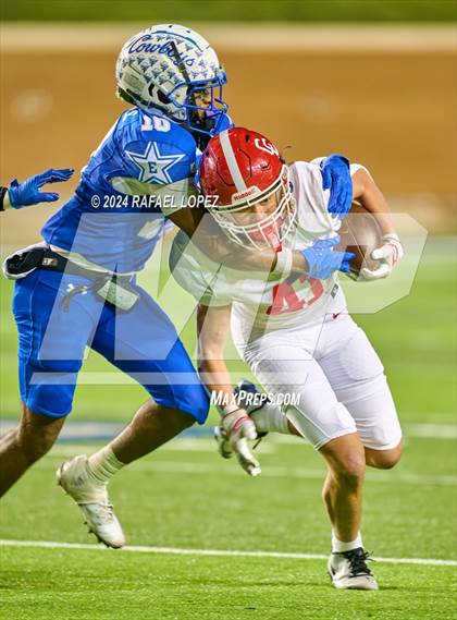 Thumbnail 1 in Columbus vs. Edna (UIL 3A D1 Football Semifinal) photogallery.