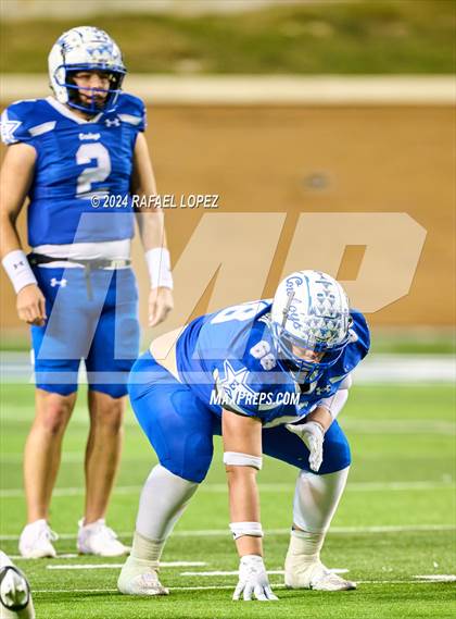 Thumbnail 3 in Columbus vs. Edna (UIL 3A D1 Football Semifinal) photogallery.