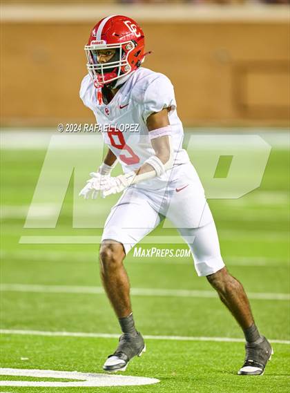Thumbnail 1 in Columbus vs. Edna (UIL 3A D1 Football Semifinal) photogallery.