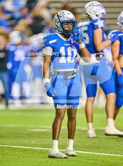 Thumbnail 3 in Columbus vs. Edna (UIL 3A D1 Football Semifinal) photogallery.