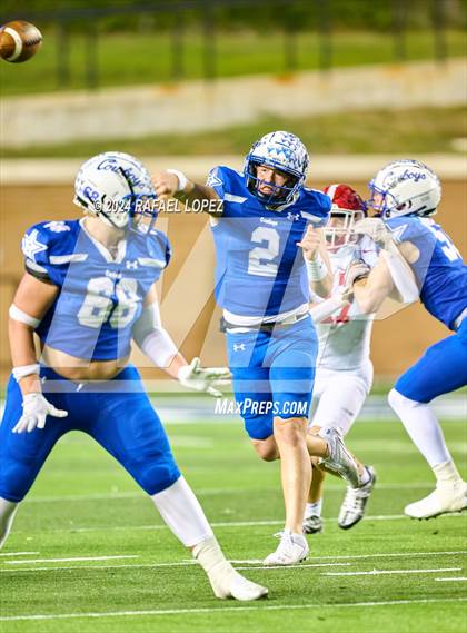 Thumbnail 1 in Columbus vs. Edna (UIL 3A D1 Football Semifinal) photogallery.