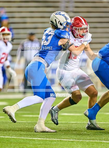 Thumbnail 3 in Columbus vs. Edna (UIL 3A D1 Football Semifinal) photogallery.