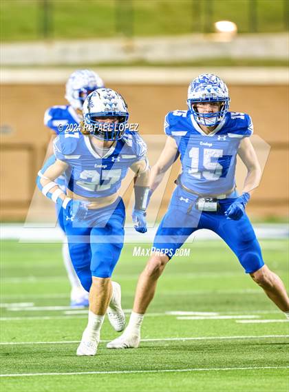 Thumbnail 3 in Columbus vs. Edna (UIL 3A D1 Football Semifinal) photogallery.
