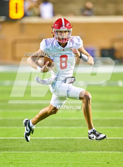Thumbnail 3 in Columbus vs. Edna (UIL 3A D1 Football Semifinal) photogallery.