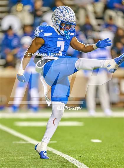 Thumbnail 2 in Columbus vs. Edna (UIL 3A D1 Football Semifinal) photogallery.