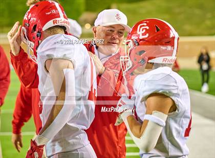 Thumbnail 2 in Columbus vs. Edna (UIL 3A D1 Football Semifinal) photogallery.