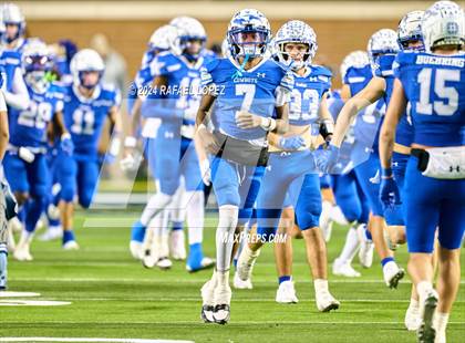 Thumbnail 2 in Columbus vs. Edna (UIL 3A D1 Football Semifinal) photogallery.