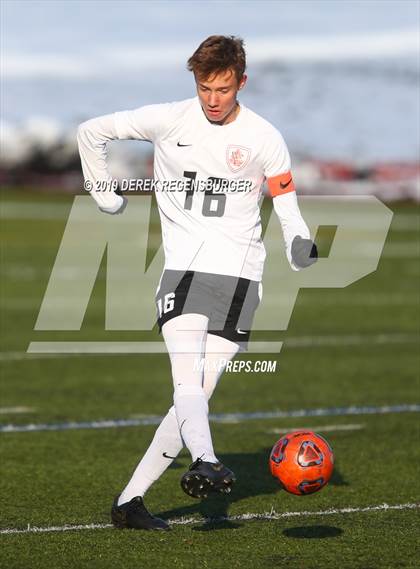 Thumbnail 2 in Grand Junction vs Legacy (CHSAA 5A Round 1) photogallery.