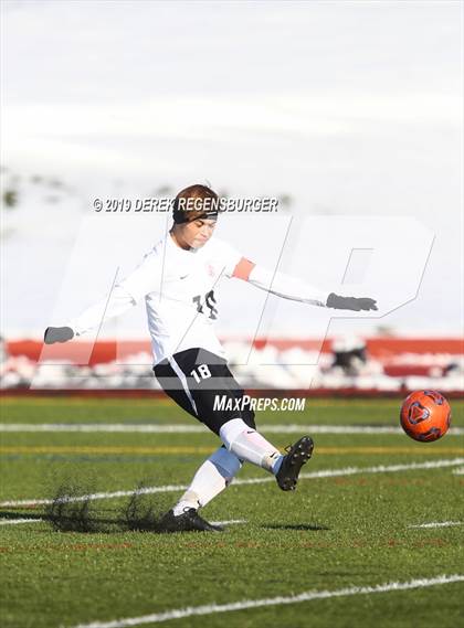 Thumbnail 2 in Grand Junction vs Legacy (CHSAA 5A Round 1) photogallery.