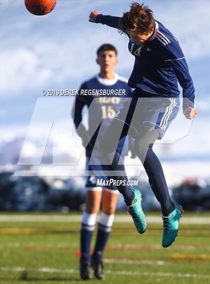 Thumbnail 2 in Grand Junction vs Legacy (CHSAA 5A Round 1) photogallery.