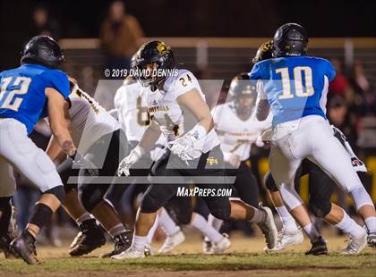 Thumbnail 1 in Bakersfield Christian vs Sunny Hills (CIF State SoCal 3-A Championship) photogallery.