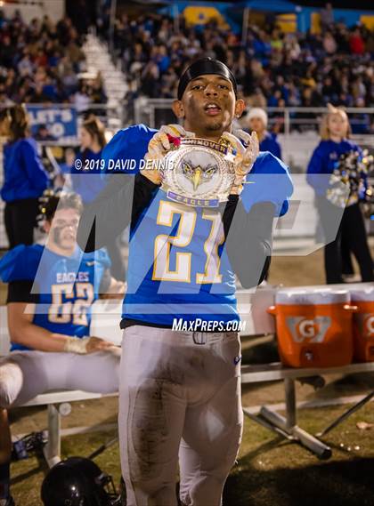Thumbnail 2 in Bakersfield Christian vs Sunny Hills (CIF State SoCal 3-A Championship) photogallery.