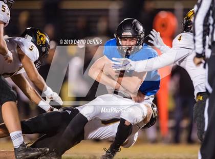 Thumbnail 1 in Bakersfield Christian vs Sunny Hills (CIF State SoCal 3-A Championship) photogallery.