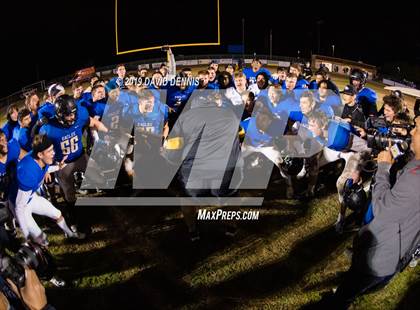 Thumbnail 2 in Bakersfield Christian vs Sunny Hills (CIF State SoCal 3-A Championship) photogallery.