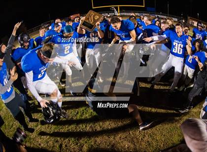 Thumbnail 2 in Bakersfield Christian vs Sunny Hills (CIF State SoCal 3-A Championship) photogallery.