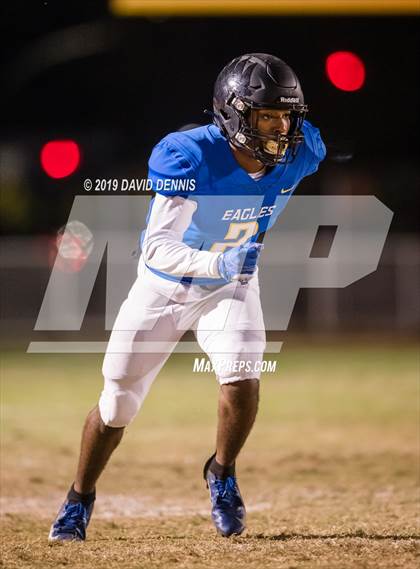Thumbnail 3 in Bakersfield Christian vs Sunny Hills (CIF State SoCal 3-A Championship) photogallery.