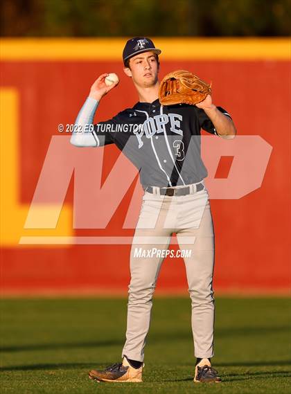 Thumbnail 2 in Pope @ Lassiter photogallery.