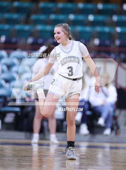 Thumbnail 1 in Air Academy vs. Roosevelt (CHSAA 5A Great 8) photogallery.