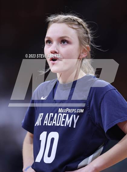 Thumbnail 3 in Air Academy vs. Roosevelt (CHSAA 5A Great 8) photogallery.