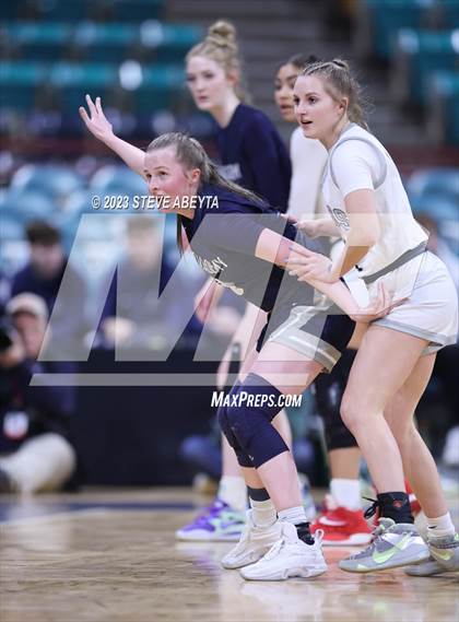 Thumbnail 2 in Air Academy vs. Roosevelt (CHSAA 5A Great 8) photogallery.