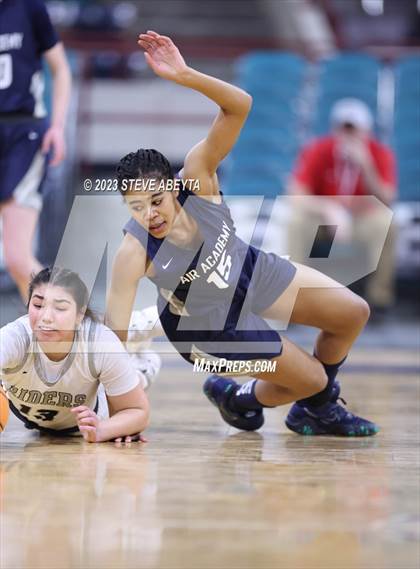 Thumbnail 1 in Air Academy vs. Roosevelt (CHSAA 5A Great 8) photogallery.