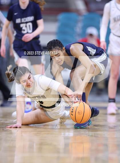 Thumbnail 2 in Air Academy vs. Roosevelt (CHSAA 5A Great 8) photogallery.