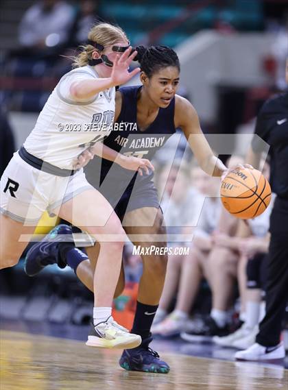 Thumbnail 2 in Air Academy vs. Roosevelt (CHSAA 5A Great 8) photogallery.