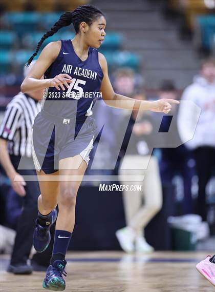 Thumbnail 2 in Air Academy vs. Roosevelt (CHSAA 5A Great 8) photogallery.