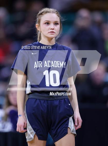 Thumbnail 3 in Air Academy vs. Roosevelt (CHSAA 5A Great 8) photogallery.