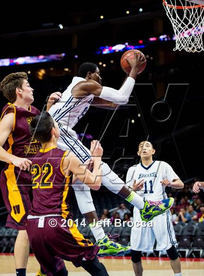 Thumbnail 1 in Simi Valley vs. San Gabriel Academy photogallery.