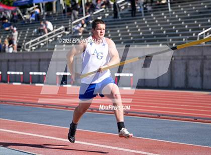 Thumbnail 2 in West Coast Relays photogallery.