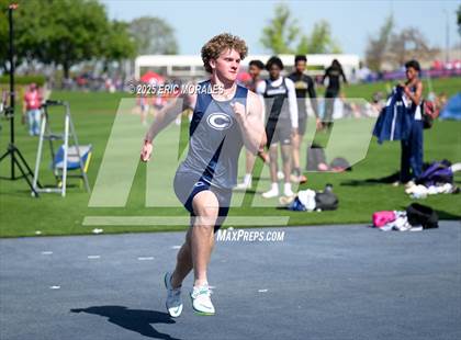 Thumbnail 3 in West Coast Relays photogallery.