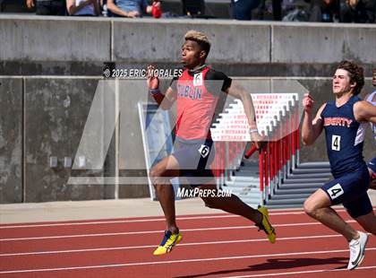 Thumbnail 1 in West Coast Relays photogallery.