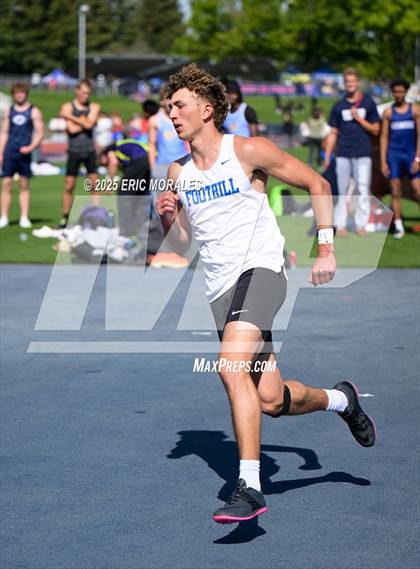Thumbnail 3 in West Coast Relays photogallery.