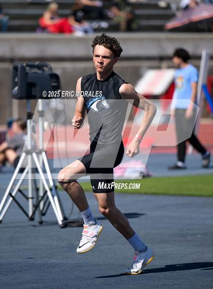 Thumbnail 1 in West Coast Relays photogallery.