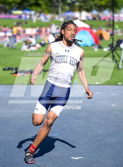 Thumbnail 1 in West Coast Relays photogallery.
