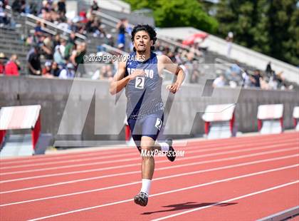 Thumbnail 3 in West Coast Relays photogallery.