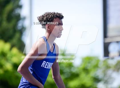 Thumbnail 1 in West Coast Relays photogallery.