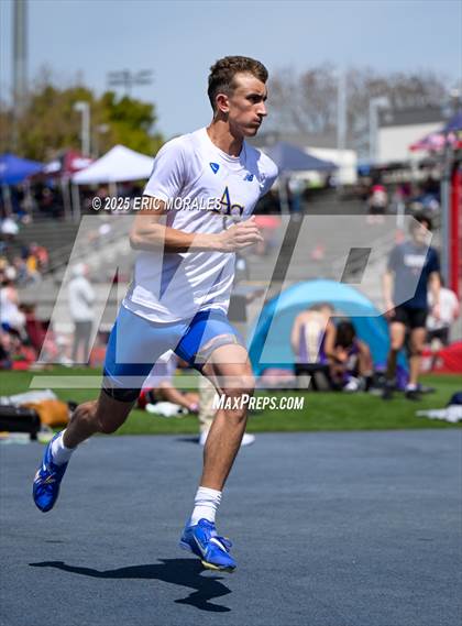 Thumbnail 1 in West Coast Relays photogallery.