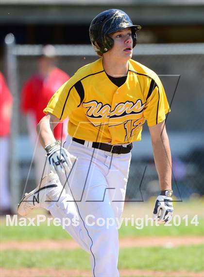 Thumbnail 2 in Wilbur Cross @ Daniel Hand photogallery.