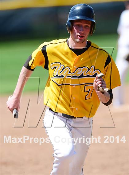 Thumbnail 3 in Wilbur Cross @ Daniel Hand photogallery.