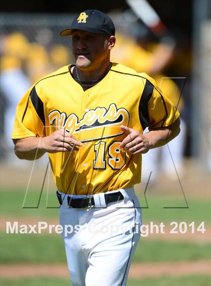Thumbnail 1 in Wilbur Cross @ Daniel Hand photogallery.