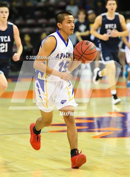 Thumbnail 2 in North Valley Christian Academy vs. Fort Thomas (AIA 1A Final) photogallery.