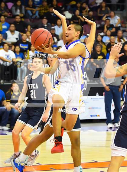 Thumbnail 3 in North Valley Christian Academy vs. Fort Thomas (AIA 1A Final) photogallery.