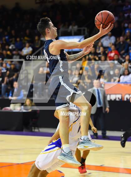 Thumbnail 2 in North Valley Christian Academy vs. Fort Thomas (AIA 1A Final) photogallery.
