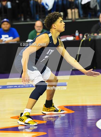 Thumbnail 1 in North Valley Christian Academy vs. Fort Thomas (AIA 1A Final) photogallery.