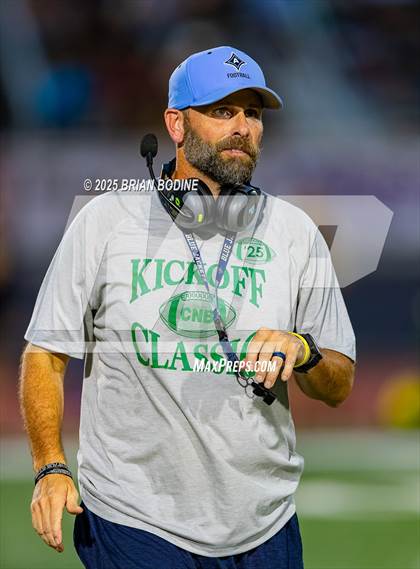Thumbnail 3 in Socastee vs Aynor (CNB 2025 Kickoff Classic) photogallery.